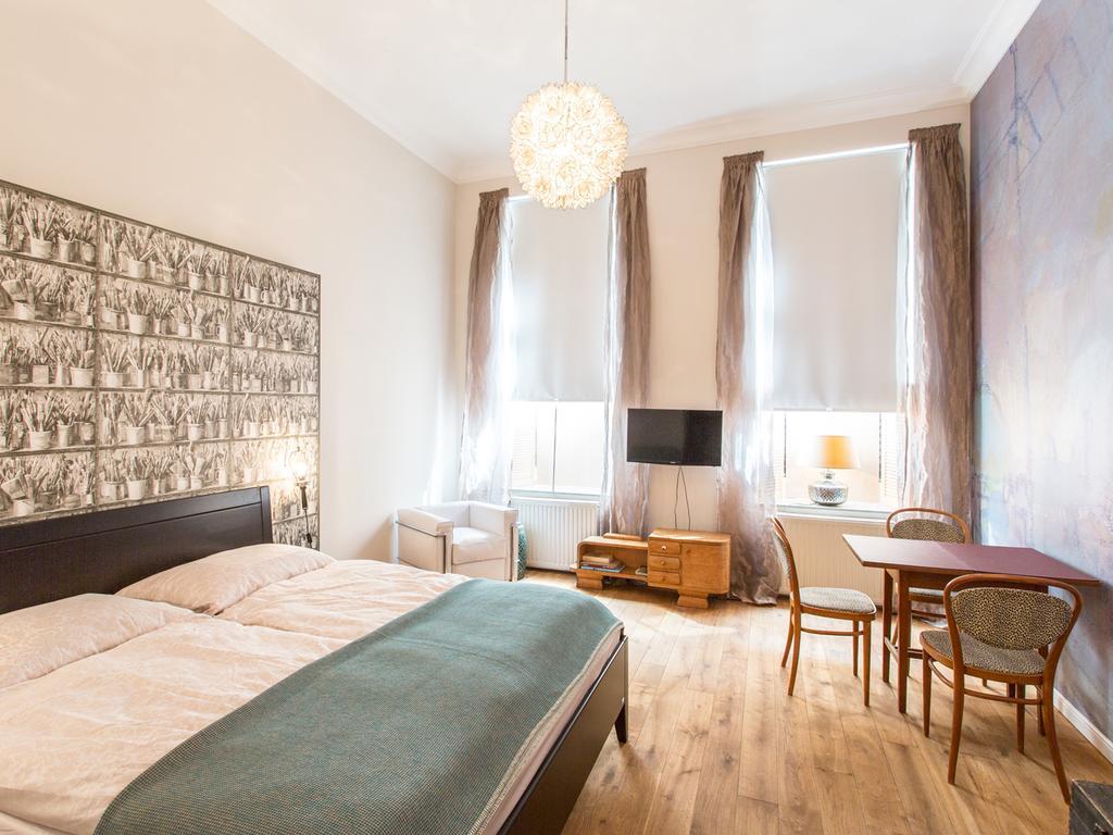 Designappartement Vienna Paintings Værelse billede